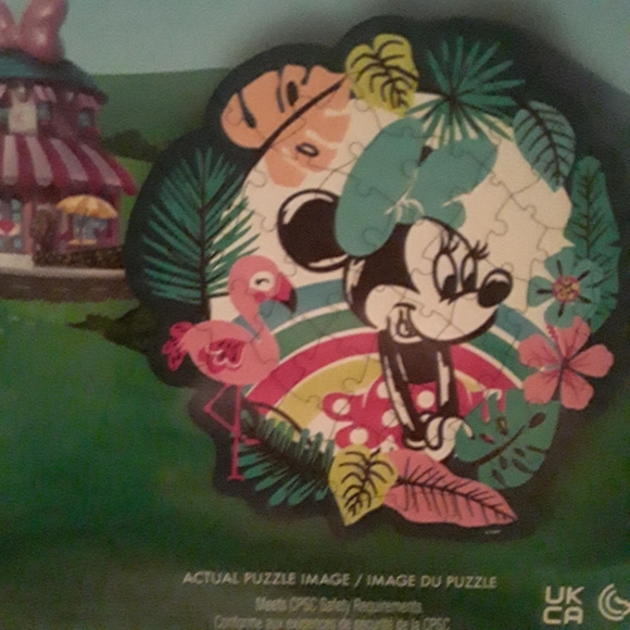 Minnie Mpuse Hawiian Puzzle Tropical 48 pieces - Picture 2 of 2